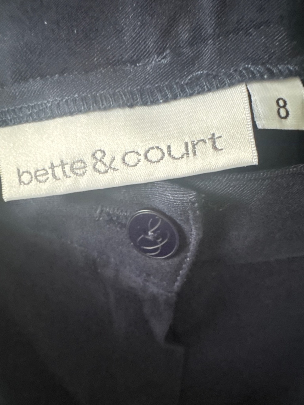 Bette & Court Navy golf shorts - Picture 2 of 6